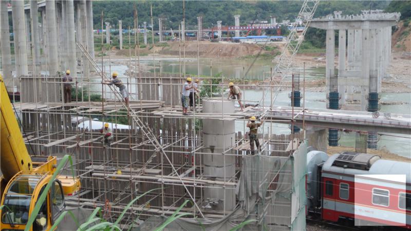 高速公路跨线桥拆除施工方案（中铁） - 3